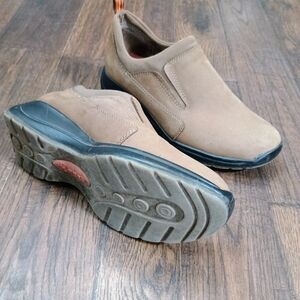 Bass Rally Brown Suede Loafers Women's Size 8